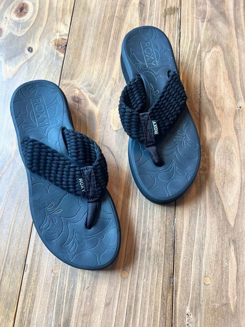 Roxy Porto IV Black Platform Wedge Flip Flop Sandals 7.5*